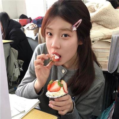 穿越成农家妇，带三娃囤粮登巅峰